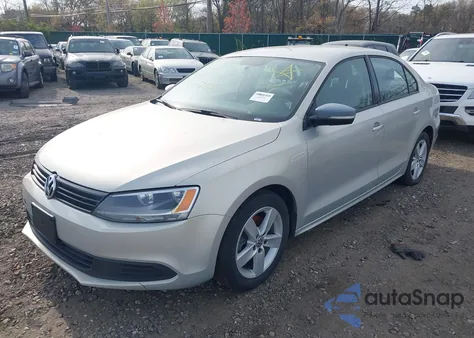 2012 Volkswagen Jetta 2.0L Tdi z USA, uszkodzony, nr VIN 3VWLL7AJ3CM036803